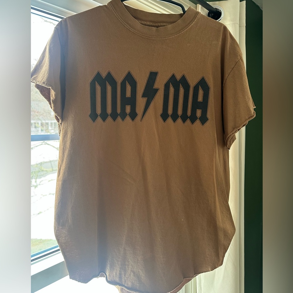 Pebby Forevee tee